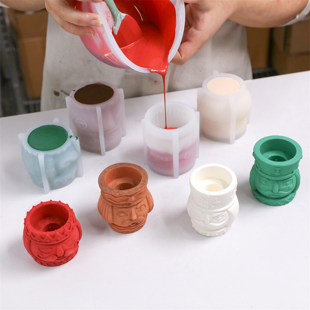 NICOLE Nutcracker Taper Candle - Candle Quotes 评论和价格